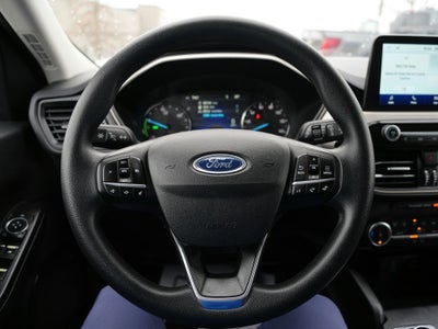 2022 Ford Escape Hybrid SE