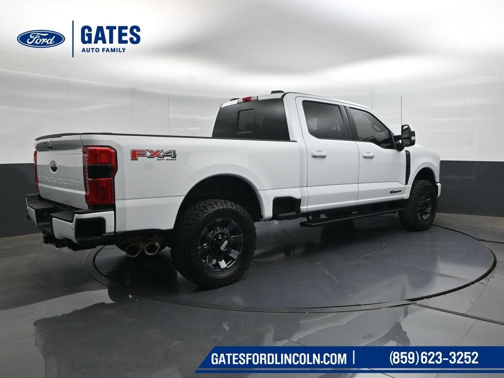 2023 Ford F-350SD Lariat