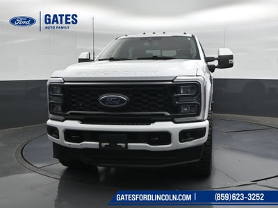 2023 Ford F-350SD Lariat
