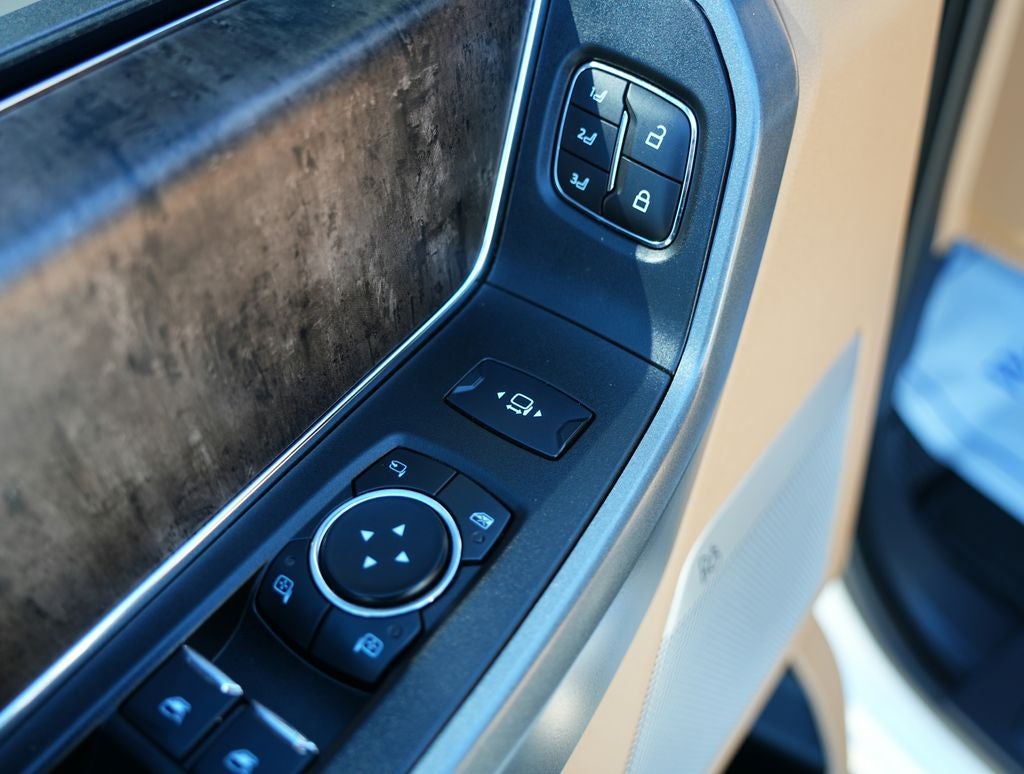 2024 Ford F-450SD Lariat DRW