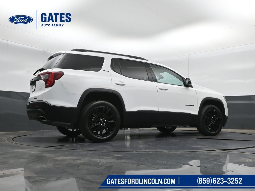 2023 GMC Acadia SLE