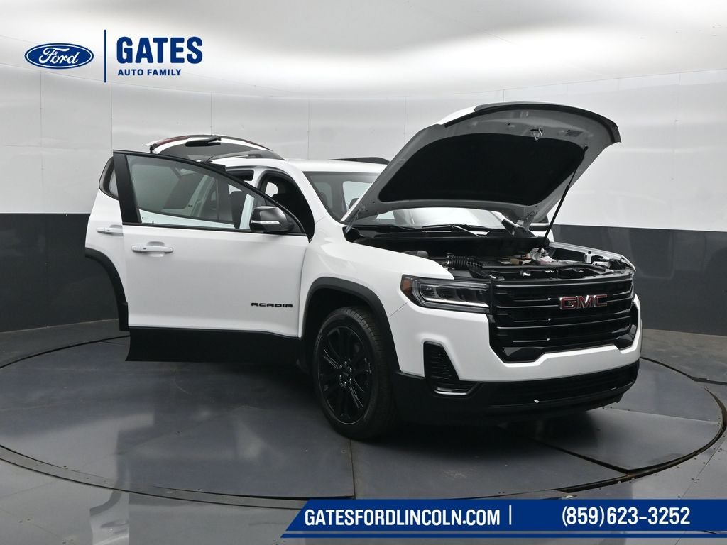 2023 GMC Acadia SLE
