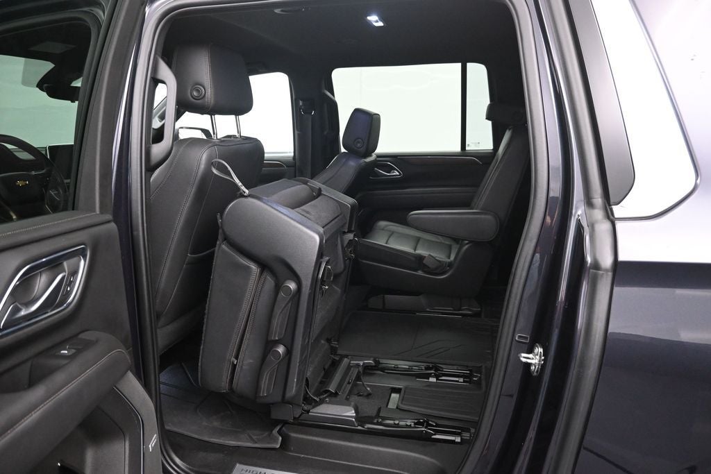 2022 Chevrolet Suburban High Country