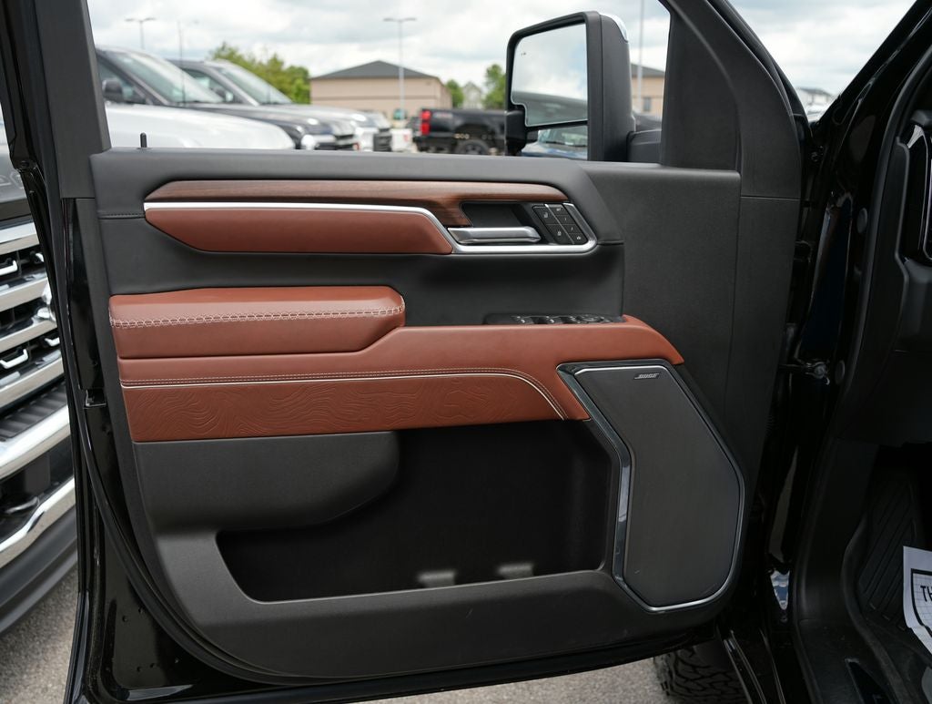 2025 GMC Sierra 2500HD Denali Ultimate