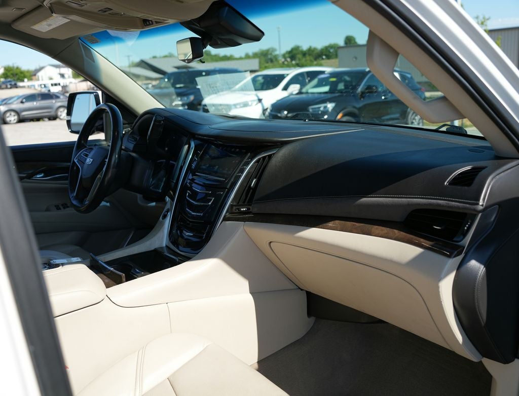 2019 Cadillac Escalade ESV Luxury