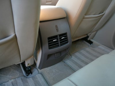 2013 Lincoln MKX Base