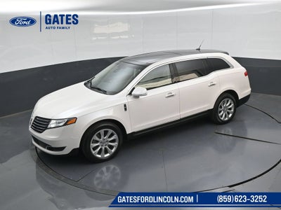 2017 Lincoln MKT Base