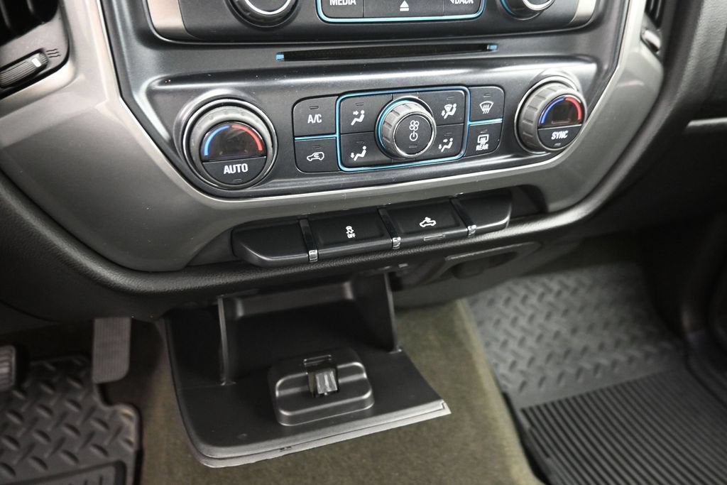 2018 Chevrolet Silverado 1500 LT LT1
