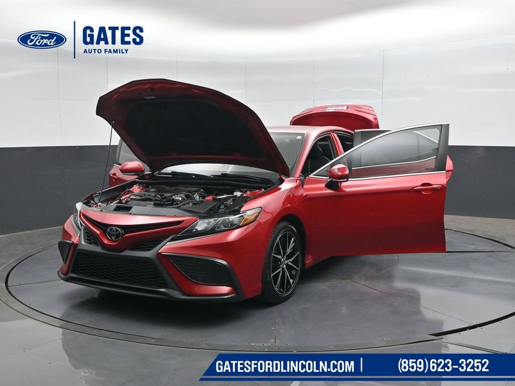2021 Toyota Camry SE
