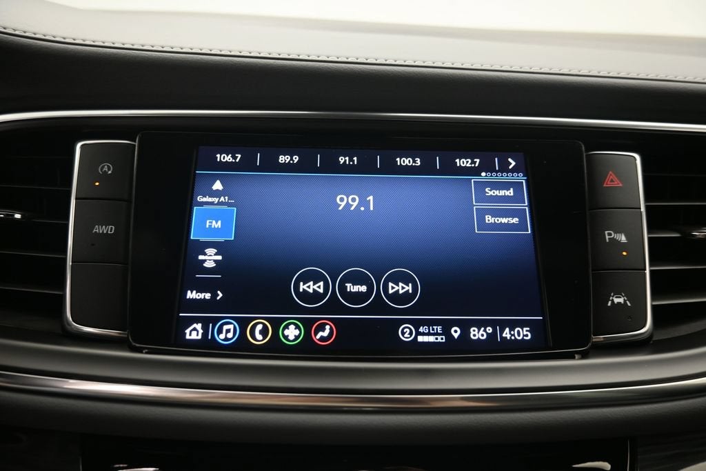 2022 Buick Enclave Essence