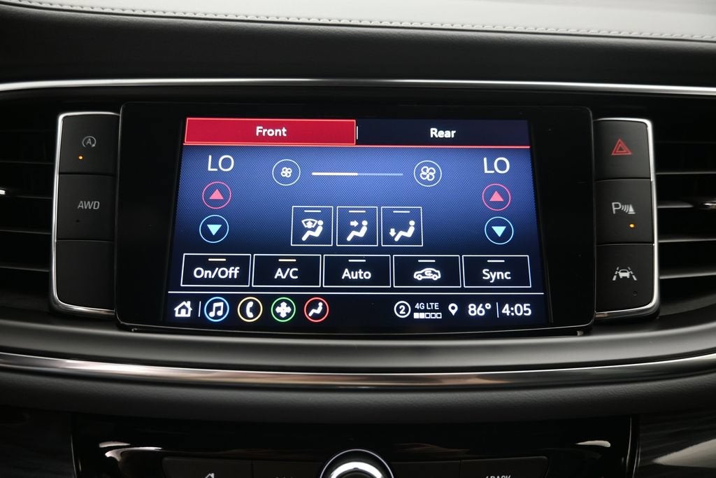 2022 Buick Enclave Essence