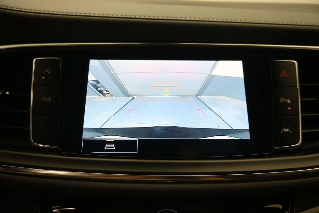 2022 Buick Enclave Essence