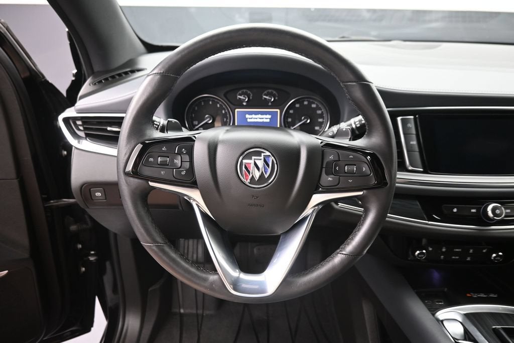 2022 Buick Enclave Essence