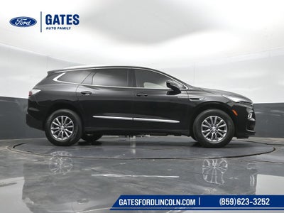 2022 Buick Enclave Essence