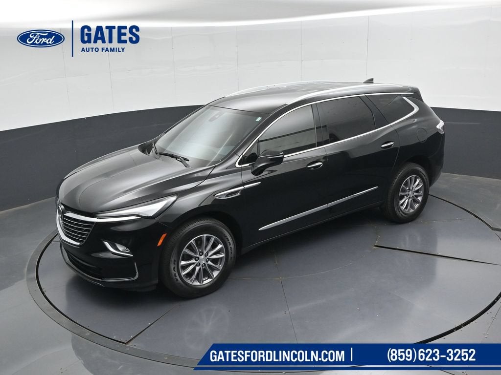 2022 Buick Enclave Essence
