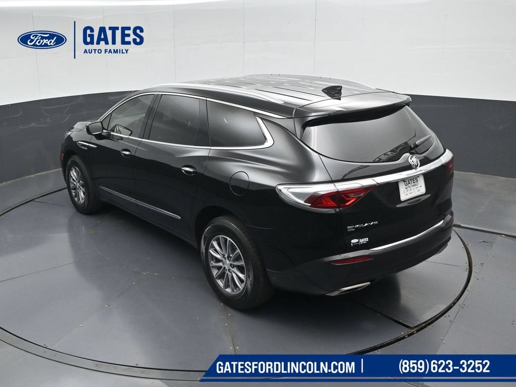 2022 Buick Enclave Essence