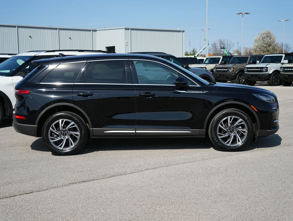 2023 Lincoln Corsair Standard