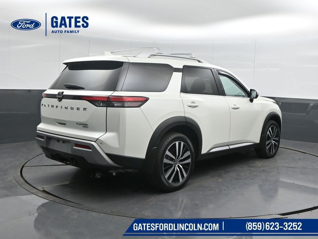 2023 Nissan Pathfinder Platinum