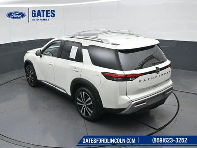 2023 Nissan Pathfinder Platinum