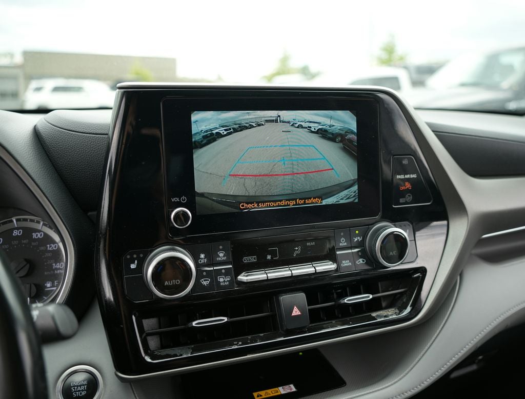 2024 Toyota Highlander XLE