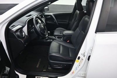 2018 Toyota RAV4 Hybrid SE