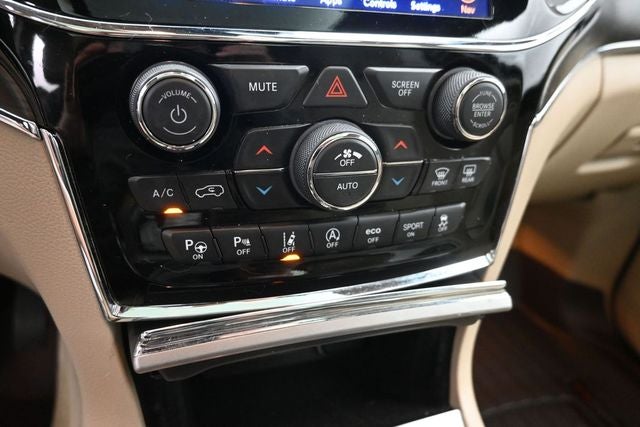 2019 Jeep Grand Cherokee Overland