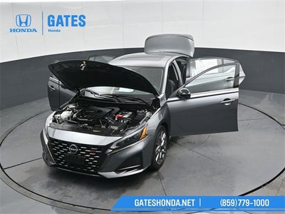 2023 Nissan Altima 2.0 SR