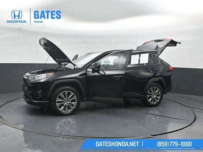 2019 Toyota RAV4 XLE Premium