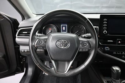 2024 Toyota Camry Hybrid SE