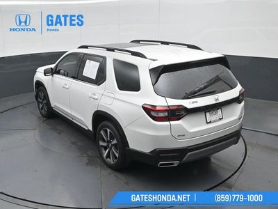 2025 Honda Pilot Touring