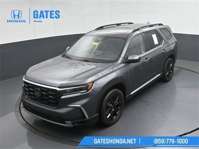 2025 Honda Pilot Touring