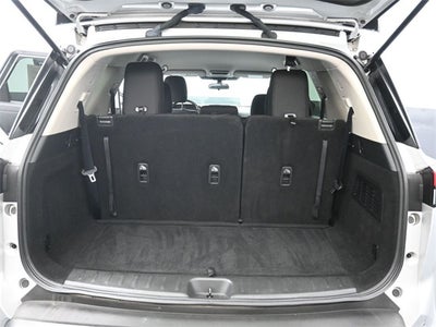 2023 Nissan Pathfinder SV