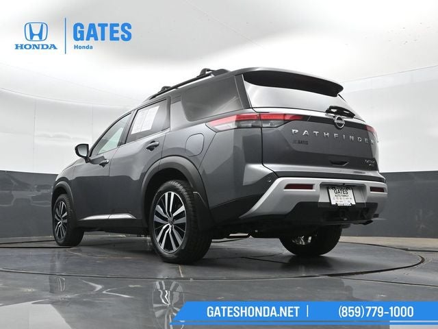 2023 Nissan Pathfinder Platinum