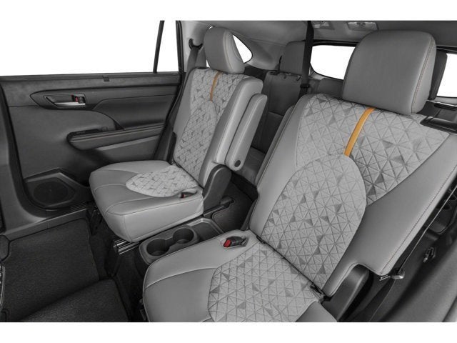 2023 Toyota Highlander Hybrid Bronze Edition
