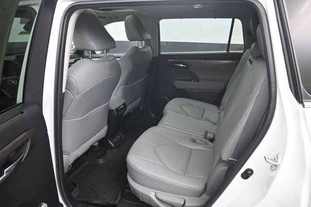 2022 Toyota Highlander Limited