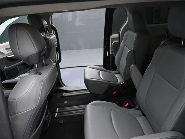 2024 Toyota Sienna XLE 7 Passenger