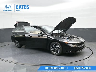 2025 Hyundai Elantra Limited
