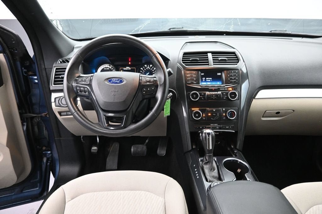 2018 Ford Explorer Base
