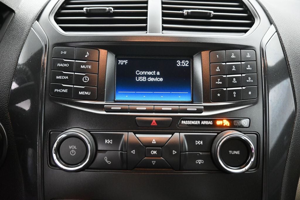 2018 Ford Explorer Base