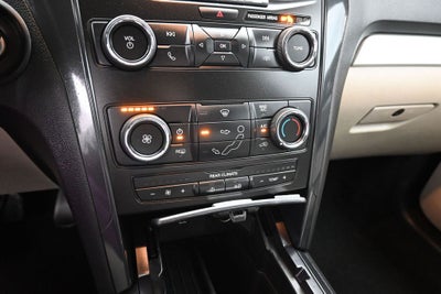 2018 Ford Explorer Base