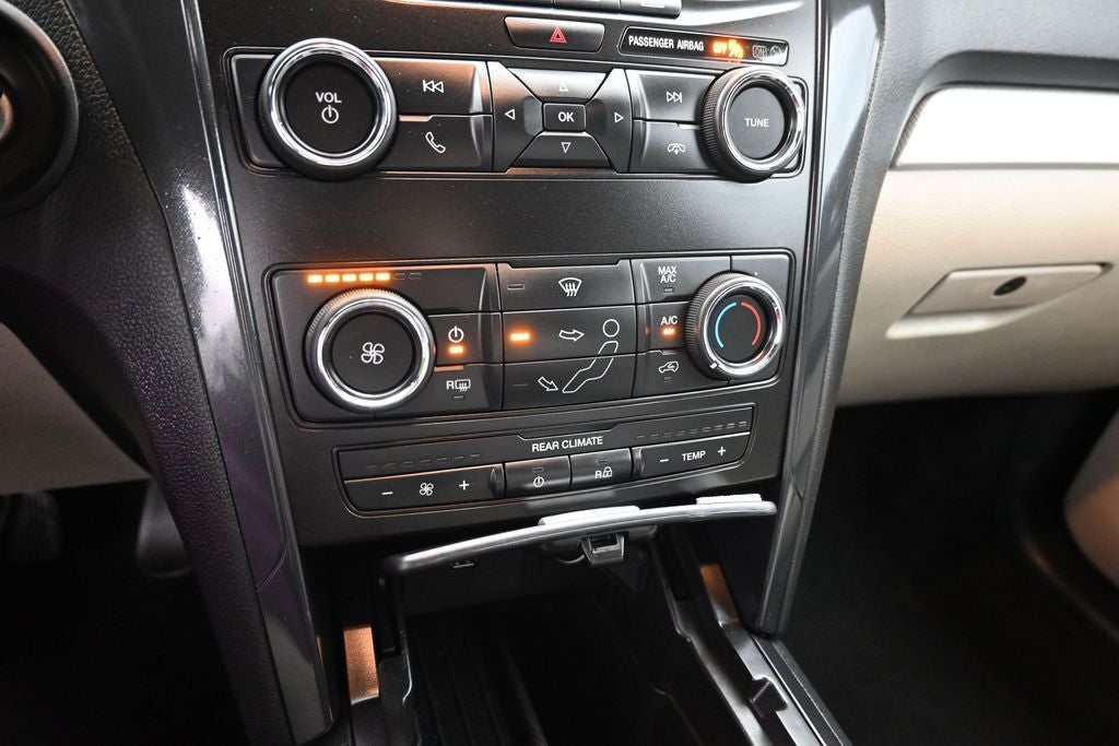 2018 Ford Explorer Base