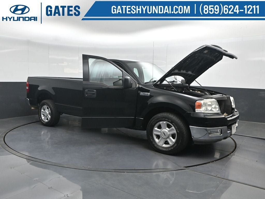 2004 Ford F-150 XLT