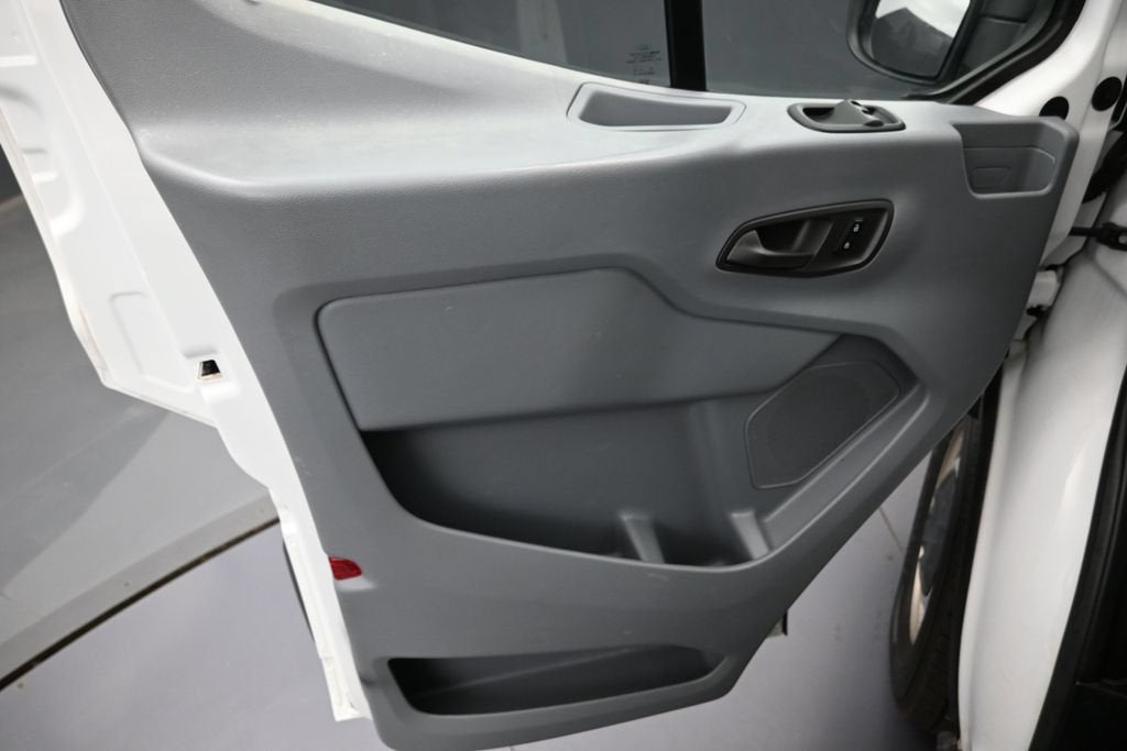 2017 Ford Transit-150 Base