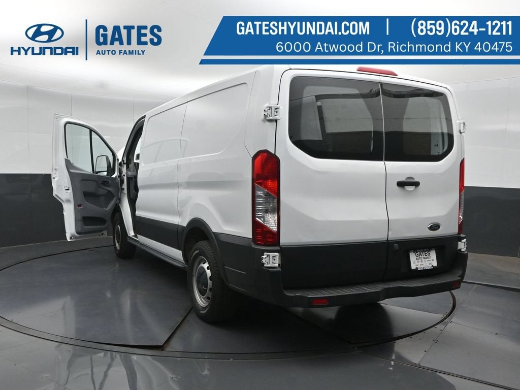 2017 Ford Transit-150 Base