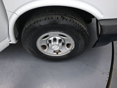 2017 Chevrolet Express 2500 LS Passenger