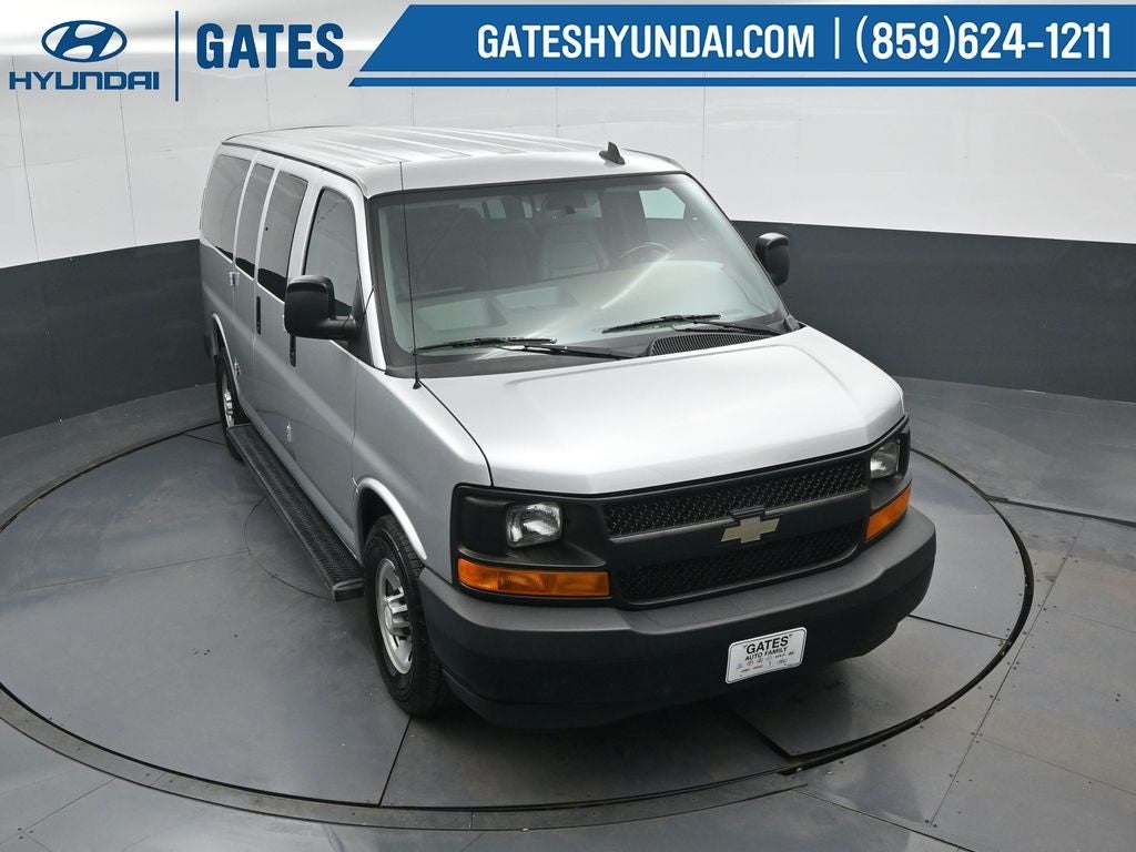 2017 Chevrolet Express 2500 LS Passenger