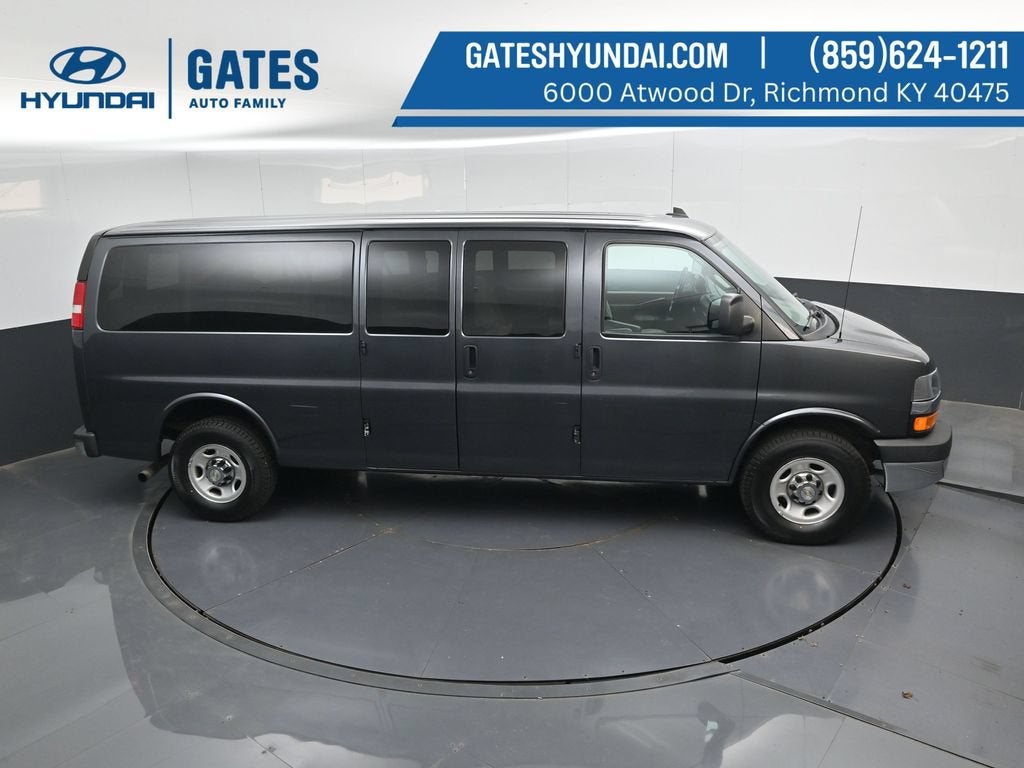 2016 Chevrolet Express 3500 LT Passenger