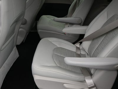 2017 Chrysler Pacifica Hybrid Touring Plus