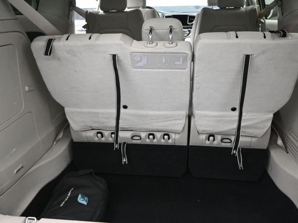 2017 Chrysler Pacifica Hybrid Touring Plus