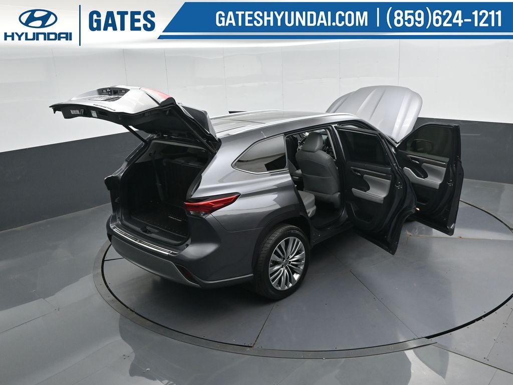 2021 Toyota Highlander Platinum